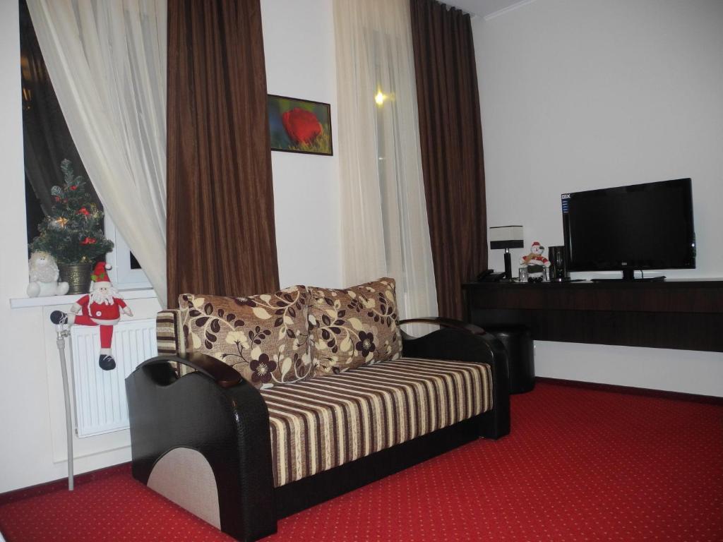 Hotel 12 Charków Zewnętrze zdjęcie